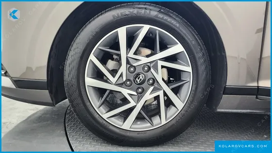 HYUNDAI GRANDEUR PREMIUM