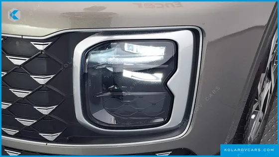 HYUNDAI GRANDEUR PREMIUM