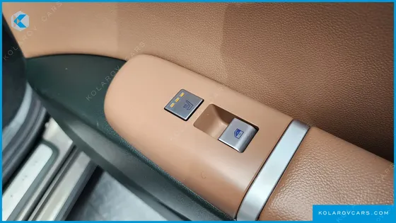 HYUNDAI GRANDEUR PREMIUM