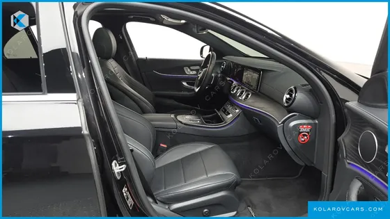 MERCEDES E-CLASS E220D 4MATIC AMG LINE