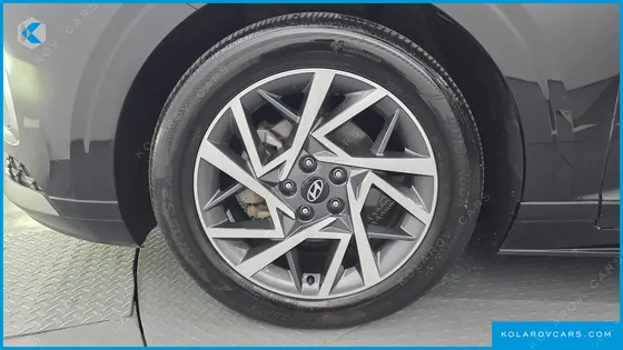 HYUNDAI GRANDEUR PREMIUM