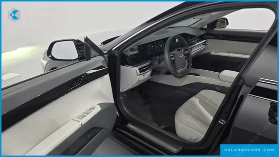 HYUNDAI GRANDEUR PREMIUM