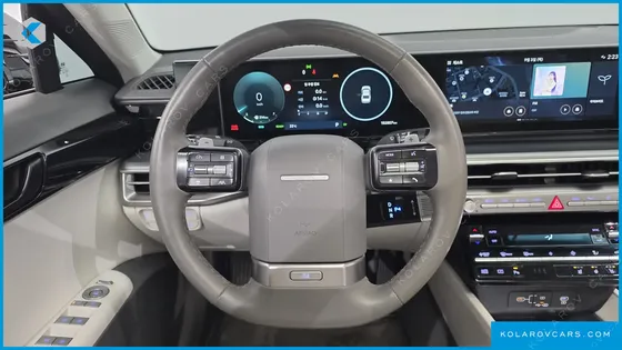HYUNDAI GRANDEUR PREMIUM