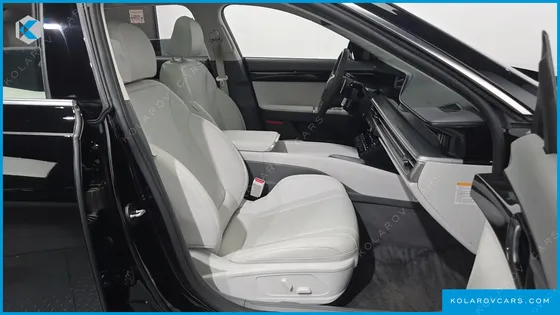 HYUNDAI GRANDEUR PREMIUM
