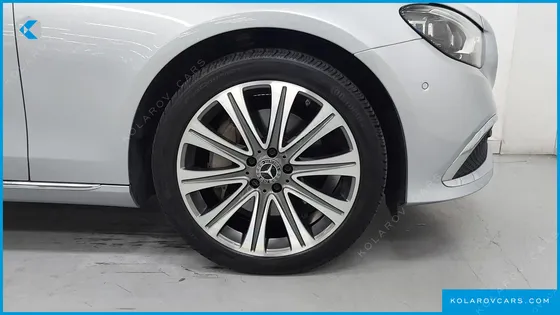 MERCEDES E-CLASS E300E 4MATIC EXCLUSIVE