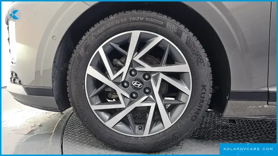 HYUNDAI GRANDEUR EXCLUSIVE