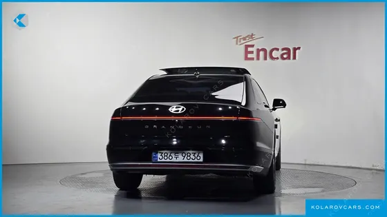 HYUNDAI GRANDEUR PREMIUM