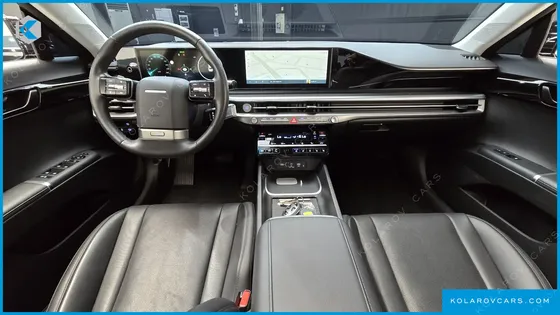 HYUNDAI GRANDEUR PREMIUM
