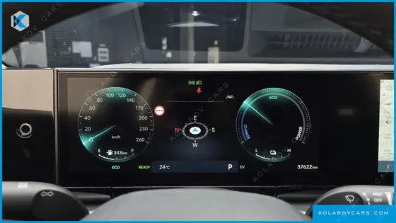 HYUNDAI GRANDEUR PREMIUM