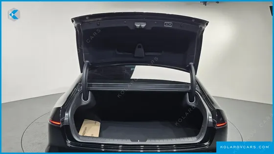 HYUNDAI GRANDEUR PREMIUM