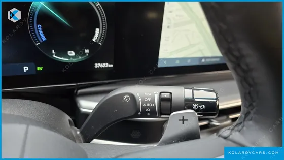 HYUNDAI GRANDEUR PREMIUM