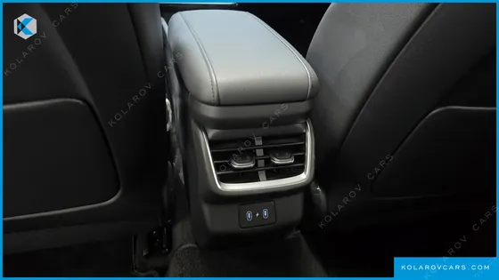HYUNDAI GRANDEUR PREMIUM