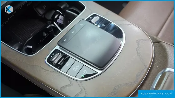MERCEDES E-CLASS E220D 4MATIC EXCLUSIVE