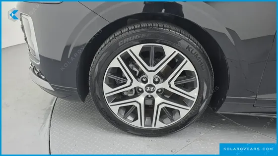 HYUNDAI GRANDEUR PREMIUM