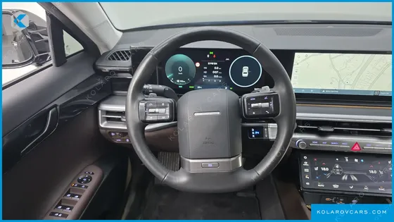 HYUNDAI GRANDEUR PREMIUM