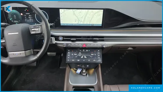 HYUNDAI GRANDEUR PREMIUM