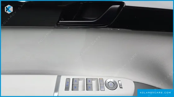 HYUNDAI GRANDEUR PREMIUM