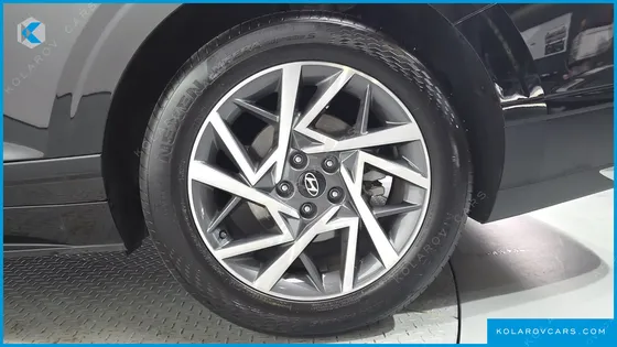 HYUNDAI GRANDEUR PREMIUM