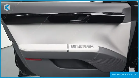 HYUNDAI GRANDEUR PREMIUM