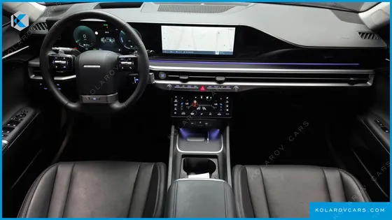 HYUNDAI GRANDEUR PREMIUM