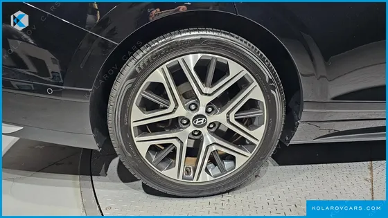 HYUNDAI GRANDEUR EXCLUSIVE