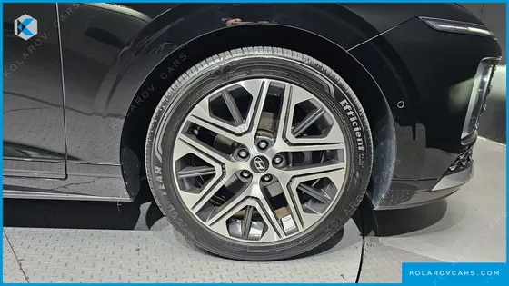 HYUNDAI GRANDEUR EXCLUSIVE