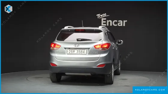 HYUNDAI TUCSON DIESEL 2WD LX20