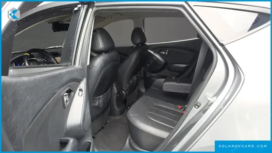 HYUNDAI TUCSON DIESEL 2WD LX20