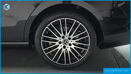 MERCEDES C-CLASS C300 4MATIC AVANTGARDE