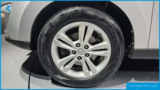 HYUNDAI TUCSON DIESEL 2WD X20