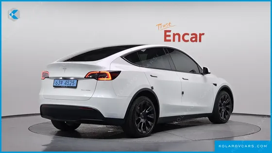 TESLA MODEL Y LONG RANGE AWD