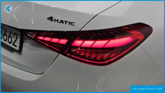 MERCEDES C-CLASS C300 4MATIC AMG LINE