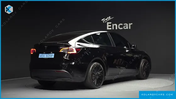 TESLA MODEL Y RWD