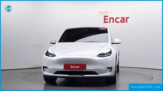 TESLA MODEL Y STANDARD RANGE RWD