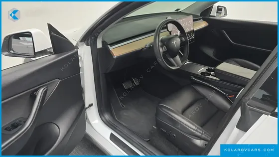 TESLA MODEL Y STANDARD RANGE RWD
