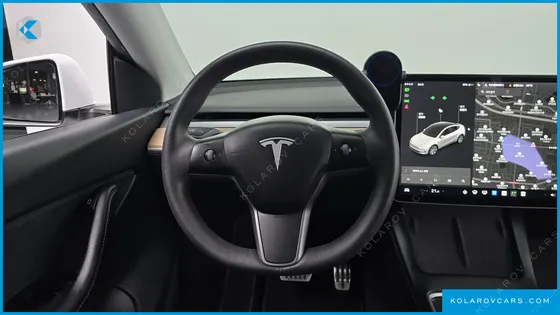 TESLA MODEL Y STANDARD RANGE RWD