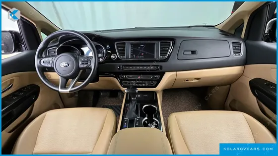 KIA CARNIVAL 9-SEATER HI-LIMOUSINE