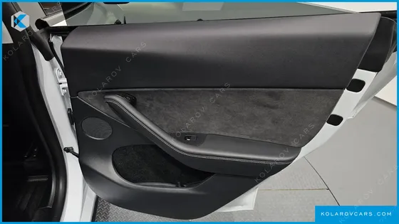 TESLA MODEL Y RWD