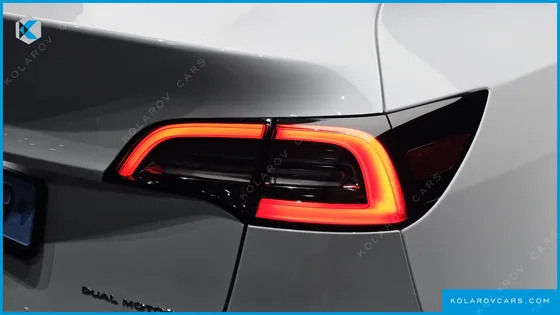TESLA MODEL Y LONG RANGE AWD