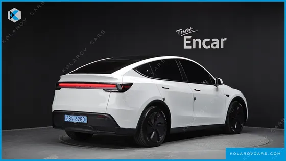TESLA MODEL Y RWD