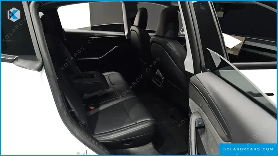 TESLA MODEL Y RWD