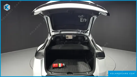 TESLA MODEL Y RWD