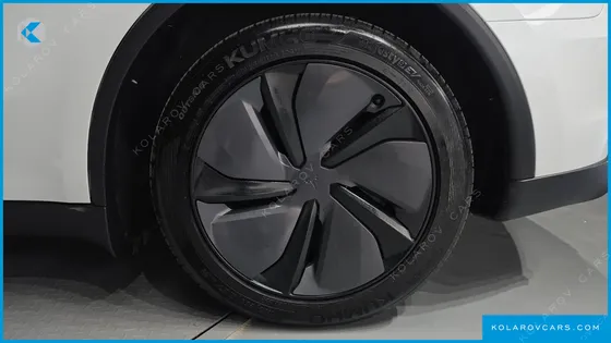TESLA MODEL Y RWD
