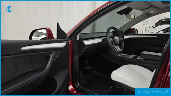 TESLA MODEL Y LONG RANGE AWD