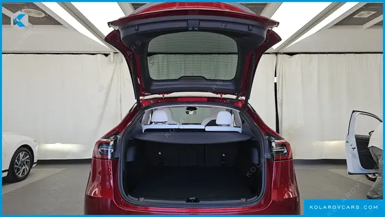 TESLA MODEL Y LONG RANGE AWD