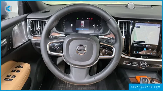 VOLVO V60 B5 ULTIMATE AWD