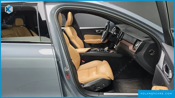 VOLVO V60 B5 ULTIMATE AWD