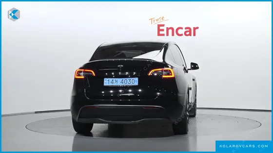 TESLA MODEL Y RWD