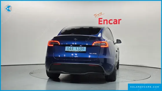 TESLA MODEL Y PERFORMANCE AWD