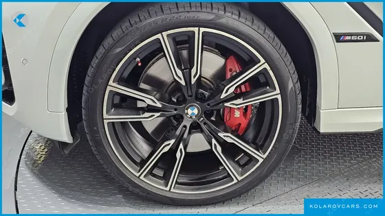 BMW X6 M60I